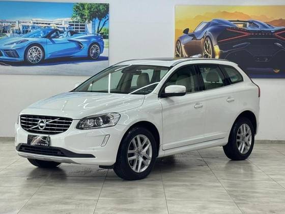 VOLVO XC60 2.4 D5 MOMENTUM DIESEL AWD 4P AUTOMÁTICO VOLVO XC60 2.4 D5 MOMENTUM DIESEL AWD 4P AUTOMÁTICO